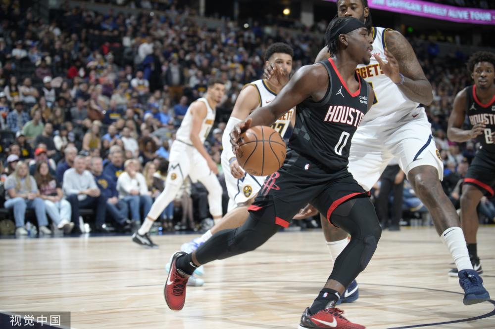 在与黄蜂的 在与黄蜂的